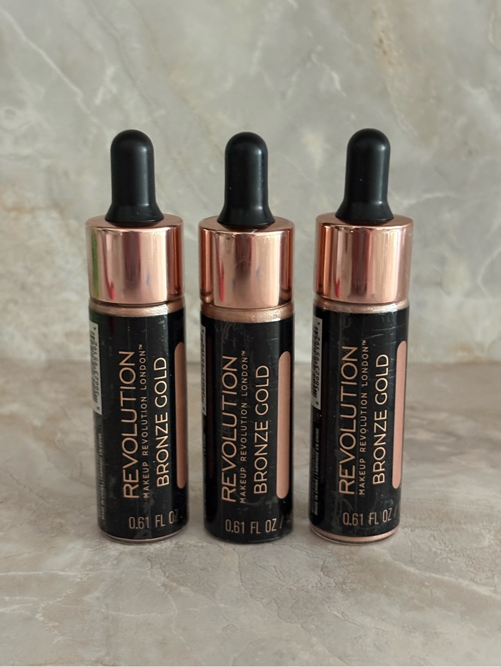 Makeup Revolution Liquid Highlighter ~ Bronze Gold